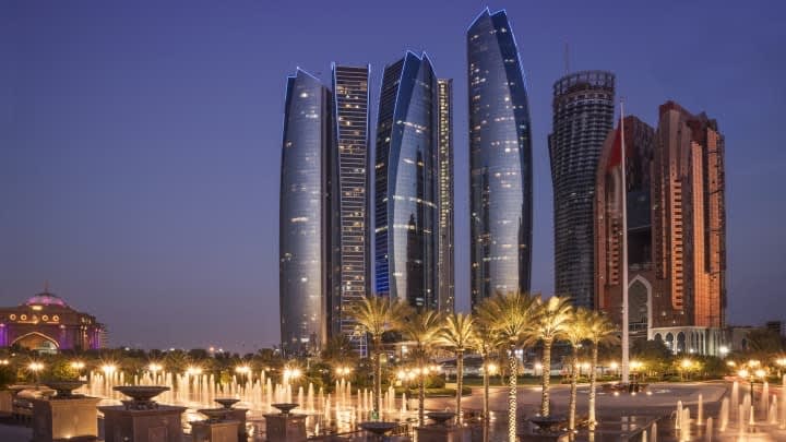 Dubai Villa Prices Surge Over 100% as Millionaires Flock to the City